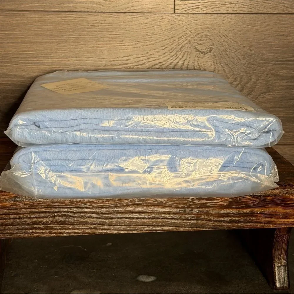 The Company Store Putnam Cotton Matelassé Shams (2), King. Corn Flower Blue. NWT